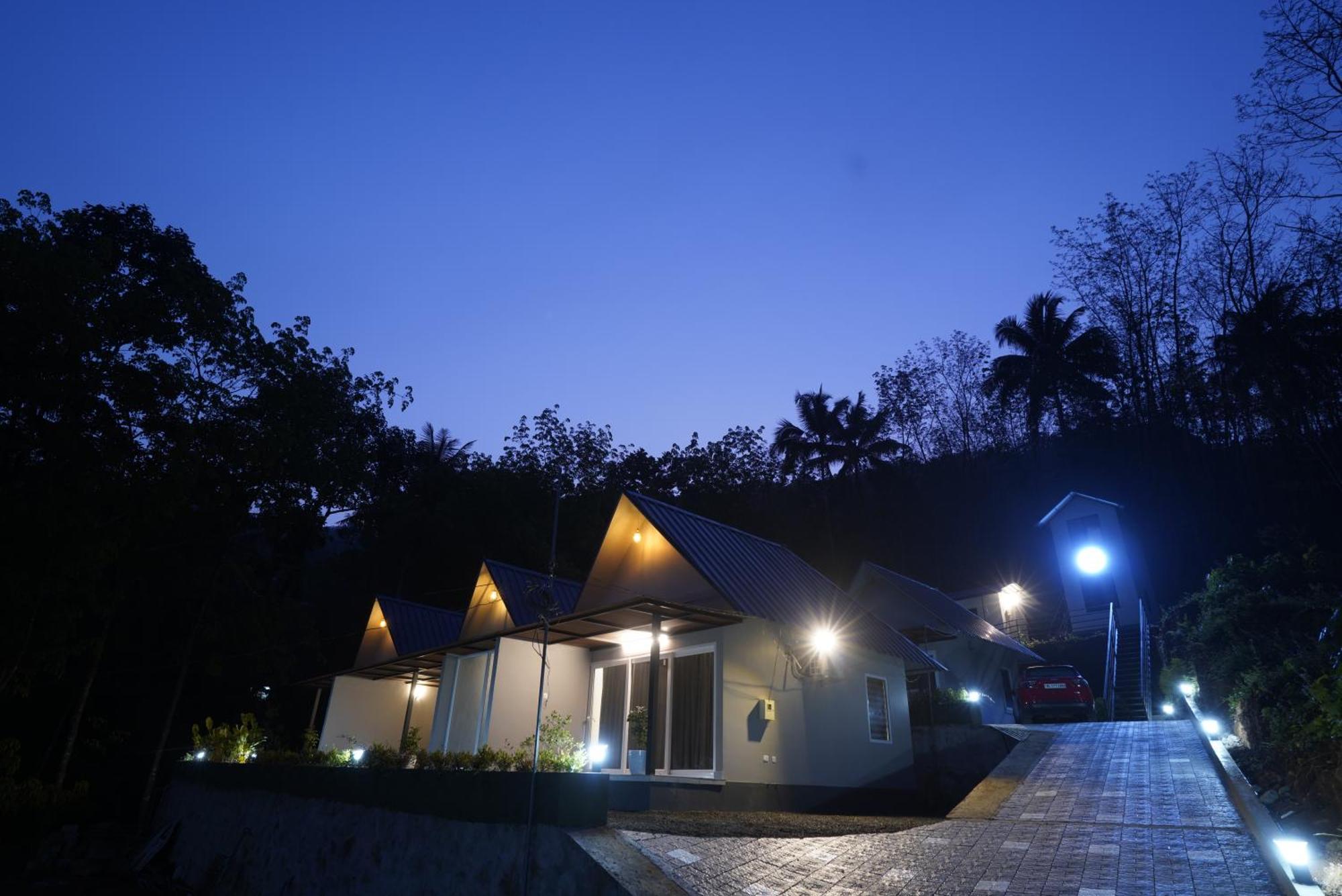 Elephant Village Munnar Bagian luar foto