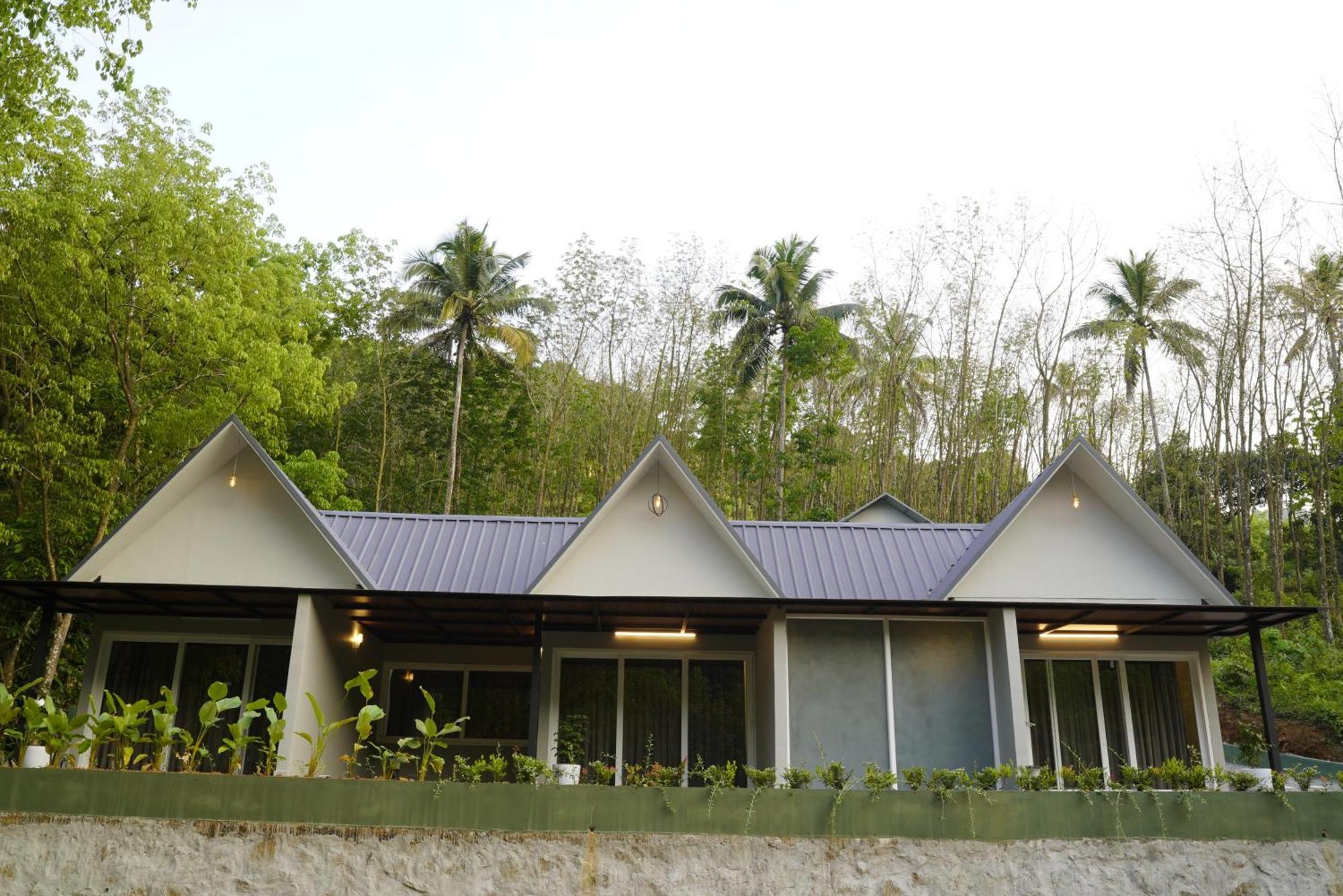 Elephant Village Munnar Bagian luar foto